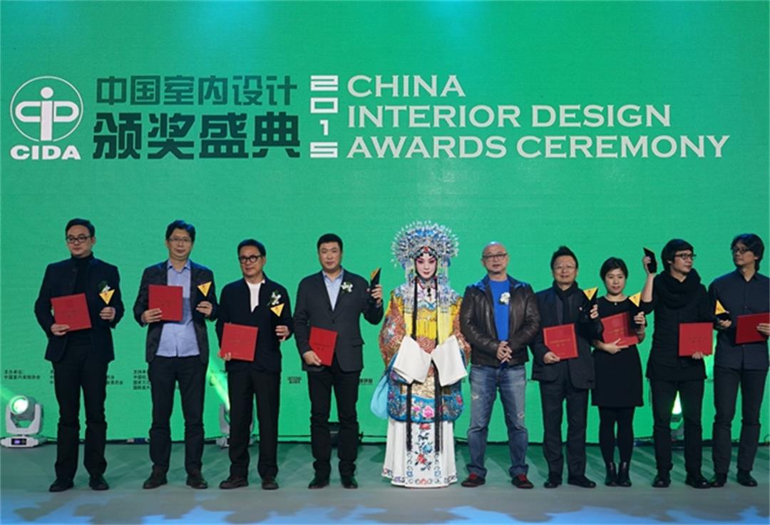 室内设计公司J&A总设计师姜峰先生荣膺“2015中国室内设计十大年度人物”